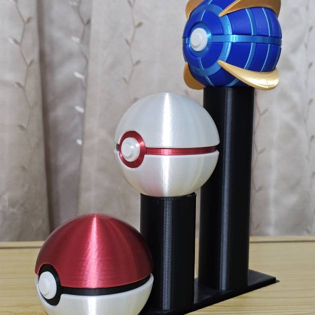 Suporte para Pokébolas de 3 Andares